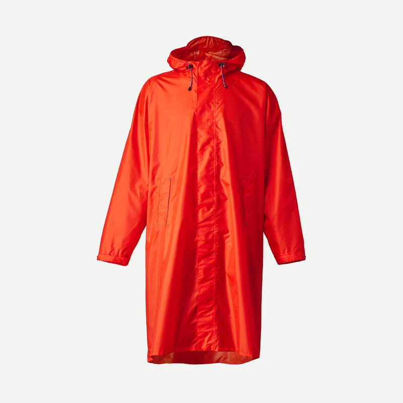 Quechua Poncho De Pluie De Randonnée - MT900 - 75L - Rouge - S/M 3 Quechua Poncho De Pluie De Randonnée - MT900 - 75L - Rouge - S/M